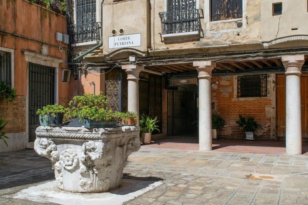 Residence Alma - Rialto Bridge Venice Exterior photo